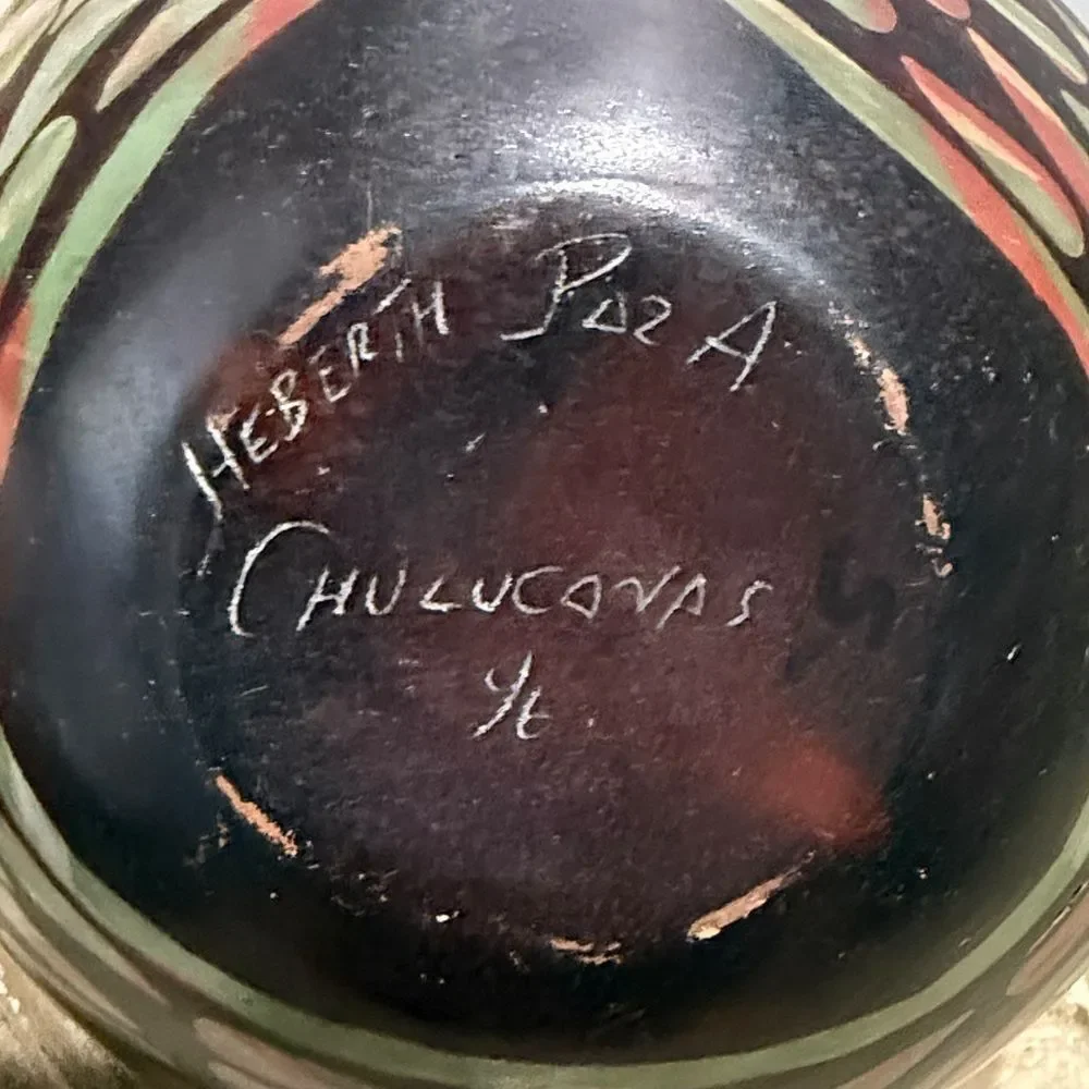 Vintage Peruvian Chulucanos Pottery Swan Vase Artist Signed